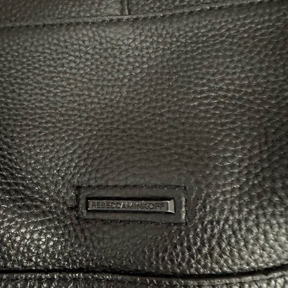 REBECCA MINKOFF BLACK LEATHER PURSE - Picture 3 of 4